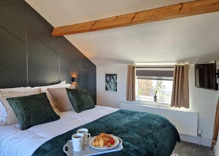 Wesley Chapel- Cyanacottages