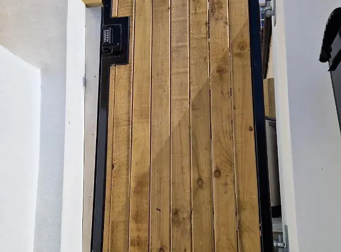 Wesley Chapel- Cyanacottages 別荘 ウィットビー