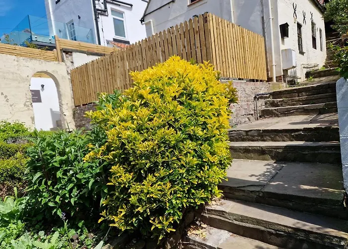 別荘 Wesley Chapel- Cyanacottages ウィットビー