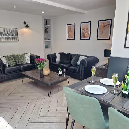 Wesley Chapel- Cyanacottages Hébergement de vacances *