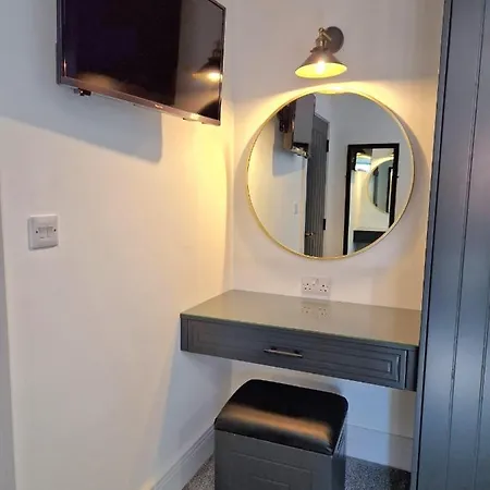 Wesley Chapel- Cyanacottages * Whitby