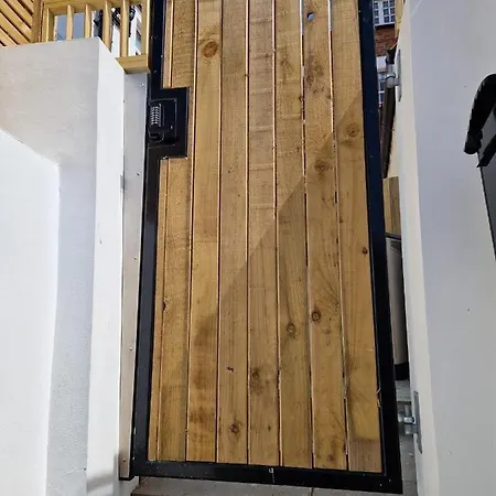 Wesley Chapel- Cyanacottages Feriehus Whitby